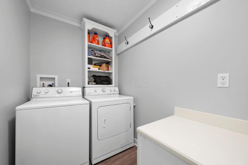 8328 Martinsburg Rd, Mount Vernon OH  43050-9506 exterior