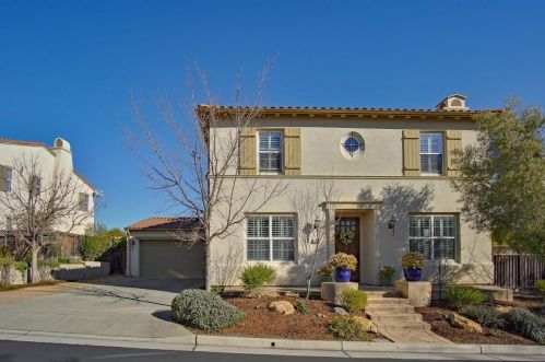 5890 Winged Foot Dr, Gilroy, CA 95020-2632
