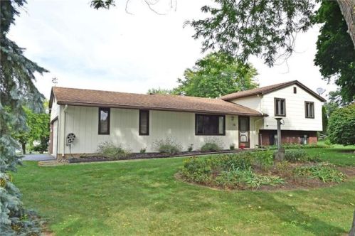76 Village Walk, Spencerport, NY 14559-1460