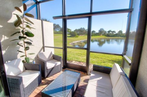 1414 Oceania Dr, Naples, FL 34113