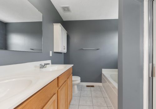 45 Hummingbird Way, Amelia OH  45102-2193 exterior