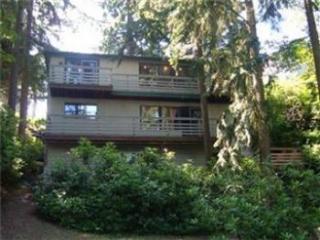 1810 177th St, Seattle, WA 98133-5106