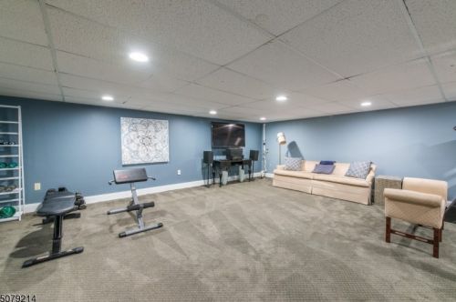 318 Park St, Montclair NJ  07043-2232 exterior