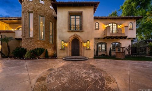 5359 Oak Park Ave, Van Nuys, CA 91316-2627