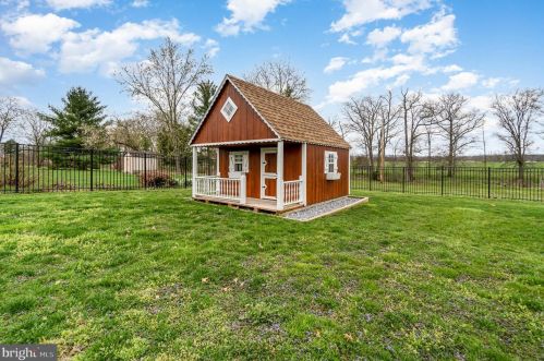 615 Herrs Ridge Rd, Gettysburg PA  17325-8451 exterior