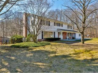 15 Tanglewood Rd, Bristol, CT 06010-2325