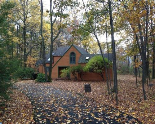 35 Palmer Rd, Bangor, PA 18013-9204
