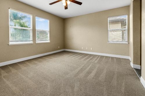 576 Bramblewood Ave, Lathrop CA 95330-9370 exterior