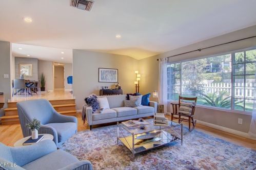 2902 El Caminito, Glendale CA 91214-2005 exterior