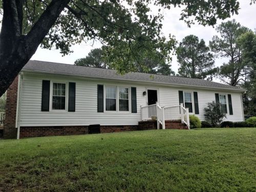 203 Sumwalt St, Sandston, VA 23150-2908