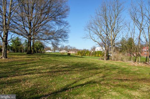 50 Clarence Ave, Shoemakersville PA  19555-1102 exterior