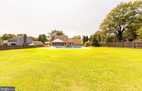 716 Carter Hill Dr, West Deptford NJ  08066-1903 exterior
