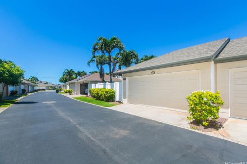91-1315 Kaileolea Dr, Ewa Beach HI  96706-5033 exterior