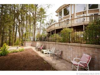 10 Two States Ave, Southwick, MA 01077-9786