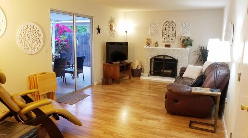 918 East Ave, Santa Maria, CA 93454-3104