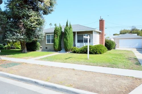 4536 Falcon Ave, Long Beach, CA 90807-1815