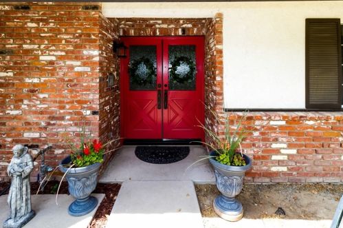 1932 Hunter Rd, Chino Hills, CA 91709-5221
