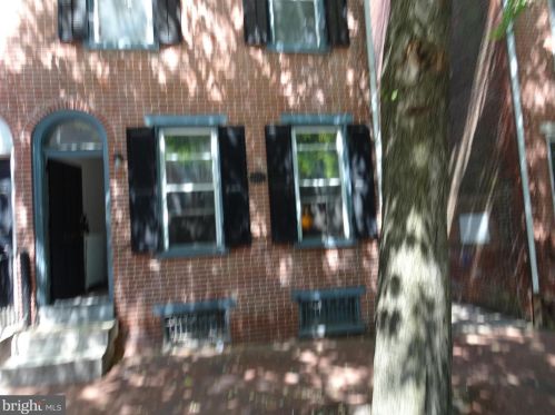817 9th St, Wilmington, DE 19801-4303