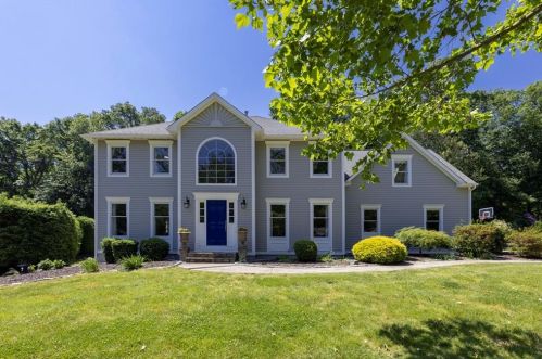 23 Queensfort Way, North Kingstown, RI 02852-3513