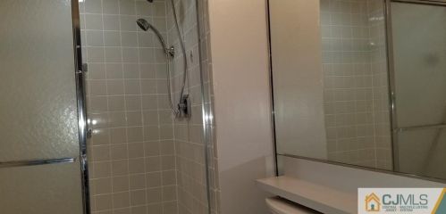 342 Wycoff Way, East Brunswick NJ  08816-5657 exterior