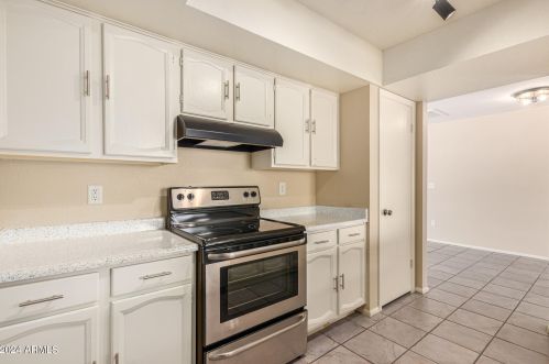 12414 44th Ln, Glendale AZ  85304-2307 exterior