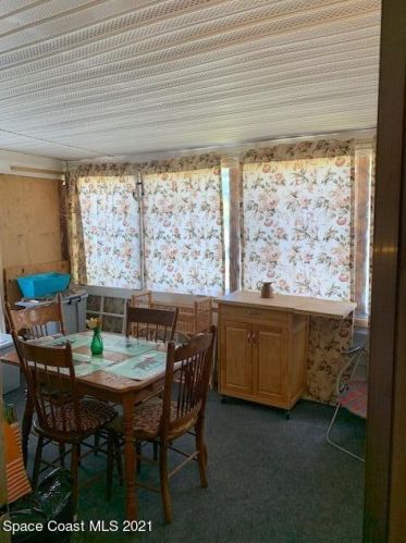 1085 Wren Cir, Sebastian FL  32976-7510 exterior