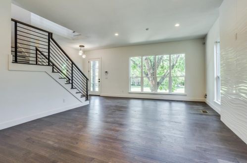 640 Colorado Blvd, Dallas TX  75203-1108 exterior