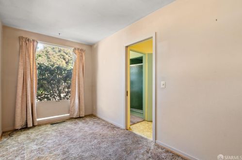 163 Iris St, Redwood City CA  94062-1950 exterior