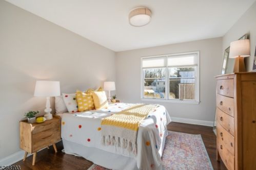 122 Fairview Ave, Berkeley Heights NJ  07922-1310 exterior