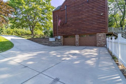 3630 Sandy Hill Rd, Gibsonia PA  15044-9149 exterior