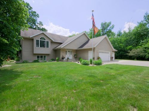 685 Bluffs Rd, Alex, MN 56308-8306