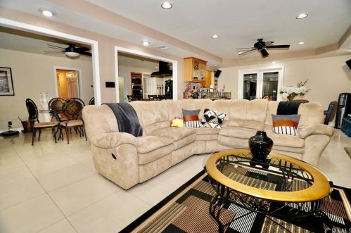 19436 Harlan Ave, Long Beach, CA 90746-2729