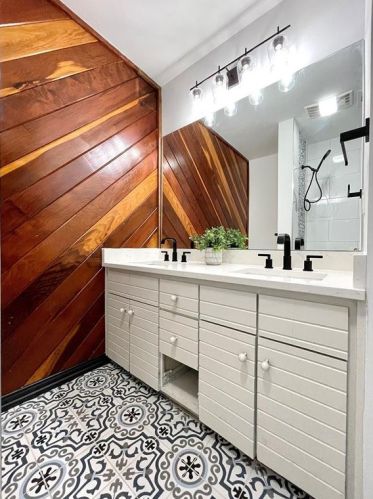 707 River Oaks Dr, Greenville TX  75402-4013 exterior