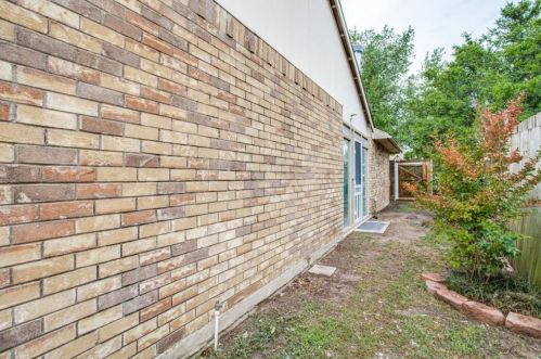 414 Pogue St, Cedar Hill TX 75104-9061 exterior