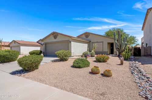 7753 Oak Stream Rd, Tucson, AZ 85743-5225