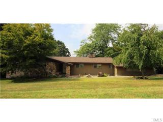 49 High Ridge Rd, Brookfield Center, CT 06804-3517