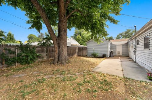 4727 Bails Pl, Denver CO 80222-4458 exterior