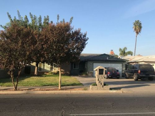 4589 Church Ave, Fresno, CA 93706-9409