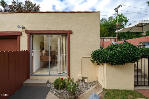 1765 Homewood Dr, Altadena CA  91001-2750 exterior