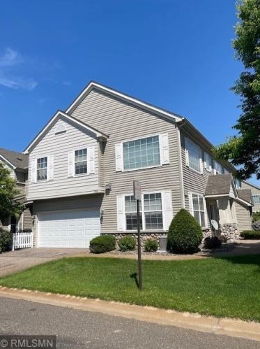 1959 Bluestem Ln, Saint Paul, MN 55126-5014