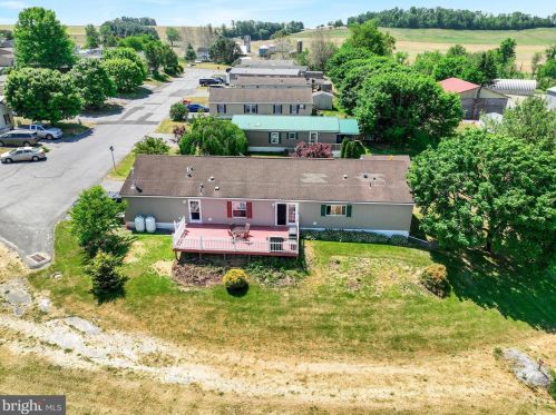 13 Allen St, Moselem PA  19526-8660 exterior