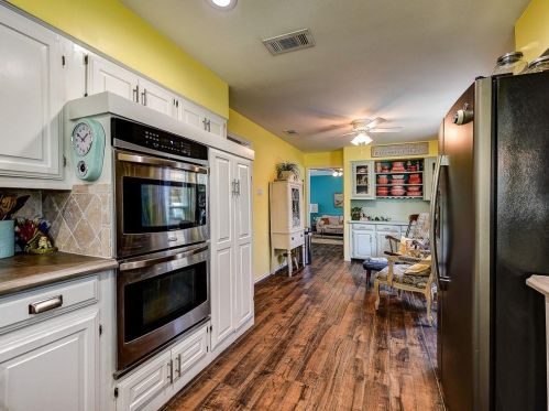 1218 Huntington Dr, Richardson TX  75080-2929 exterior