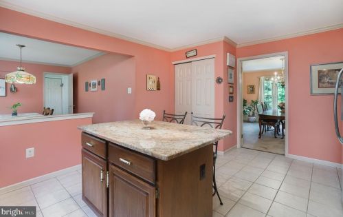 13 Beth Dr, Prospectville PA 19002-1930 exterior