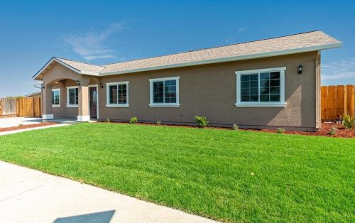 1000 Central Ave, Hollister, CA 95023-3353