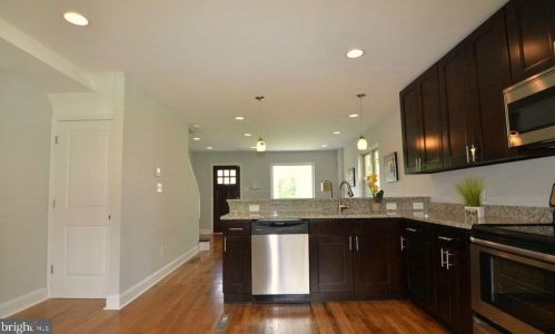 612 Brandywine St, Washington DC 20032-3658 exterior