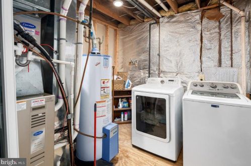 10917 Crestwood Dr, Spotsylvania VA 22553-1606 exterior