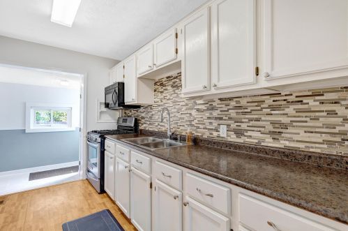 256 Oregon St, Johnstown OH  43031-1237 exterior