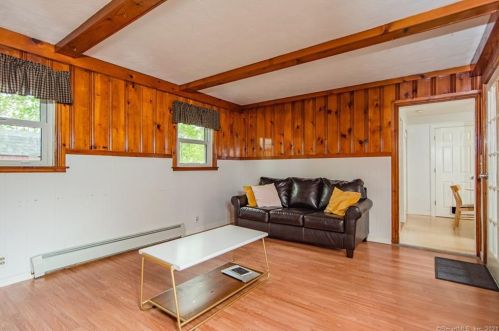 21 Mill St, Putnam CT  06260-1503 exterior