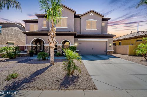 6739 Balboa Dr, Gilbert, AZ 85298-8789