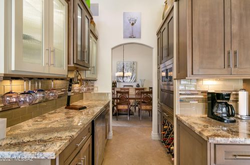 63330 Cat Claw Ln, Tucson AZ 85739-1267 exterior